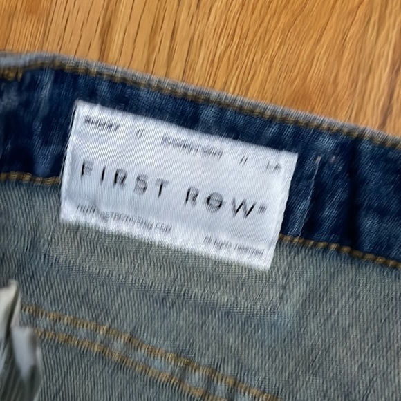 FIRST ROW Heavy Rip & Repair Slim Straight Denim 34/32 A8 - Picture 8 of 12